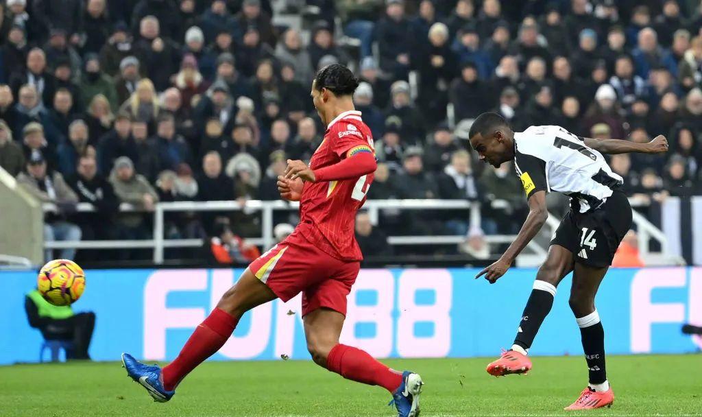 乐鱼体育-利物浦关键一役惨遭绝杀，球迷难掩失望，社区其他电影那些关系网上.-乐鱼体育